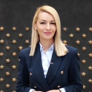 “Fokus te reformat, jo te zhurmat”/ Romina Kuko: Sjellja e opozitës, në dëm të demokracisë